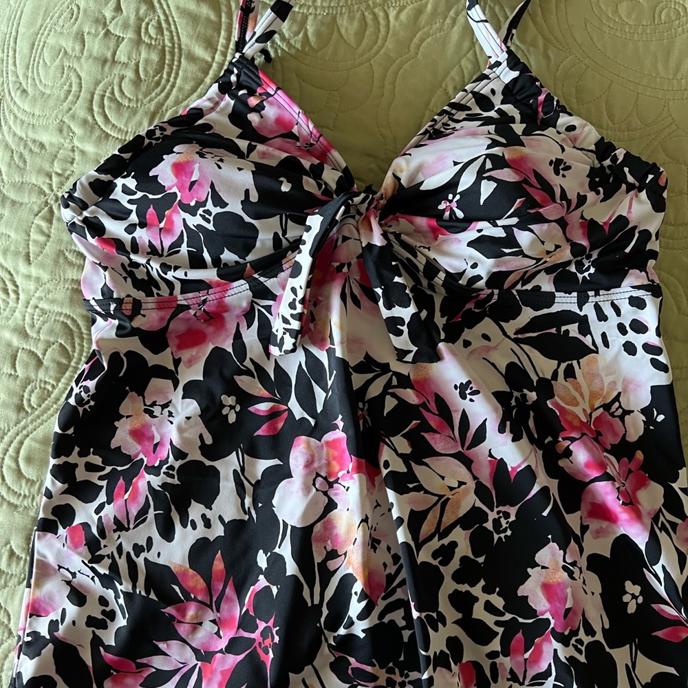 SwimSuits For All Tankini Top